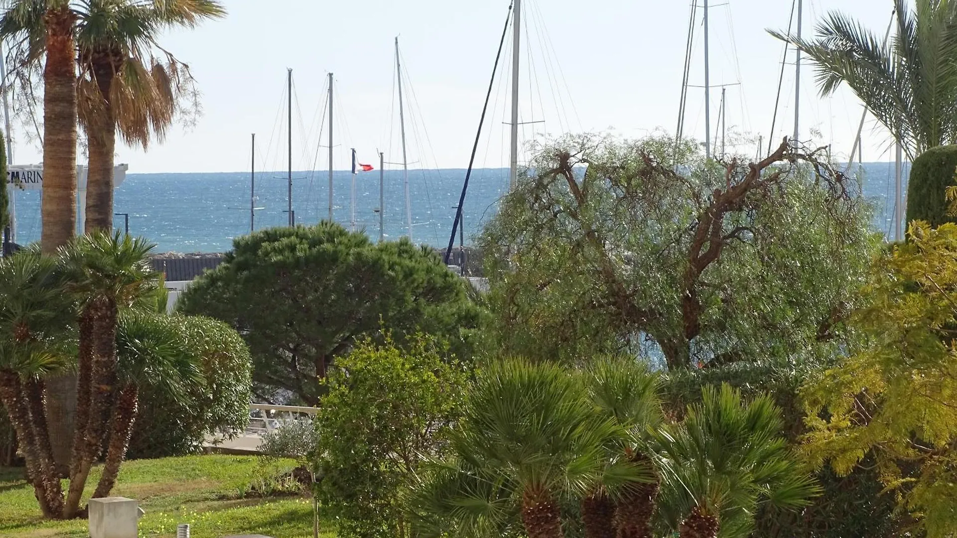 Appartement Bord De Mer Marina Baie Des Anges Villeneuve-Loubet France